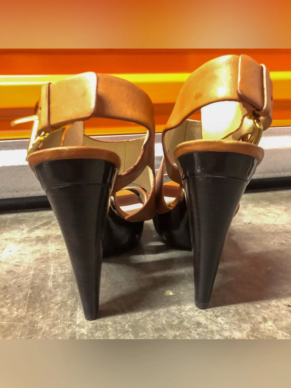 Michael Kors Josephine Cognac Leather Platform Heel Sandals 7M